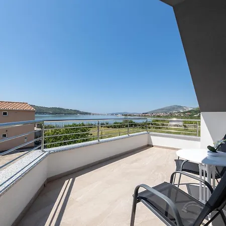 Vila Ana Trogir